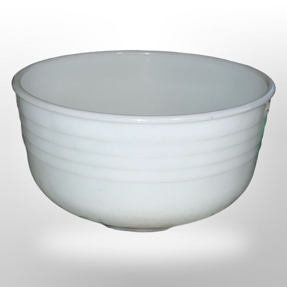 Vintage Pyrex General Mills White Ribbed Milk Glass Farmhouse Mixing Bowl 9"